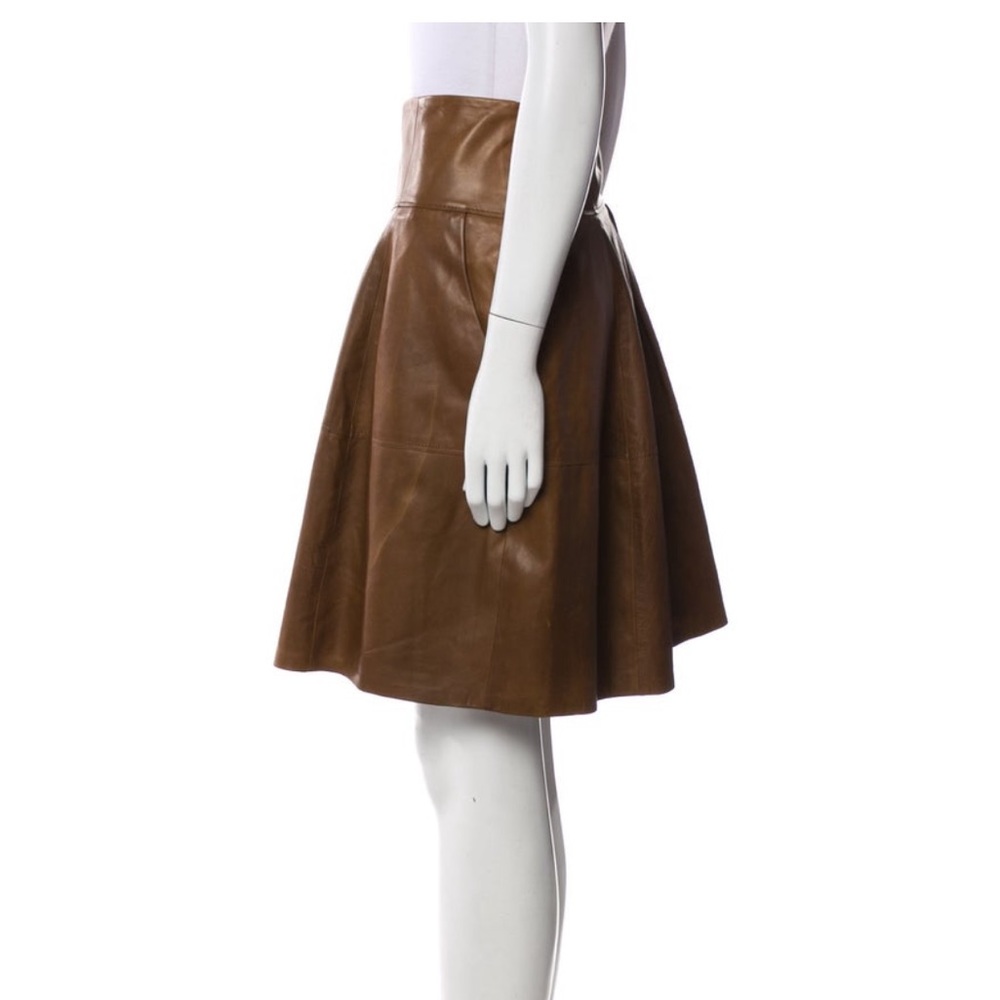 Buttery-soft Brunello Cucinelli full brown leather skirt with pockets - Picture 3 of 14